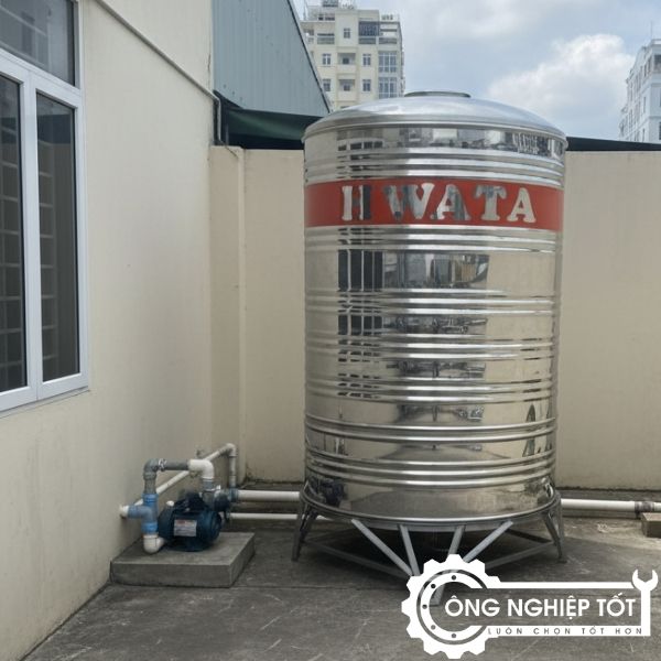 Ứng dụng thực tế của bồn inox đứng 1.5 khối – 1500L trong gia đình